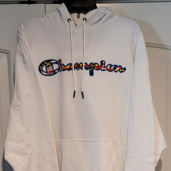 MEN'S PREOWNED CHAMPION HOODIE SWEATSHIRT XL INTERNATIONAL FLAG THEME - Picture 1 of 3